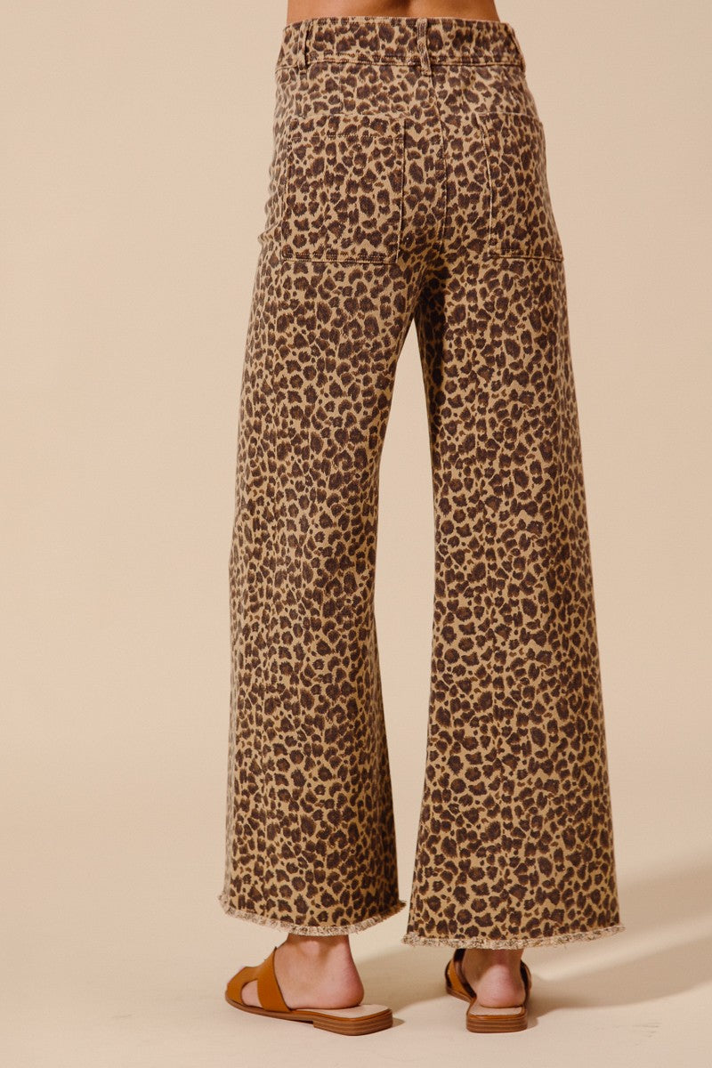 Mid Rise Leopard Print Jean